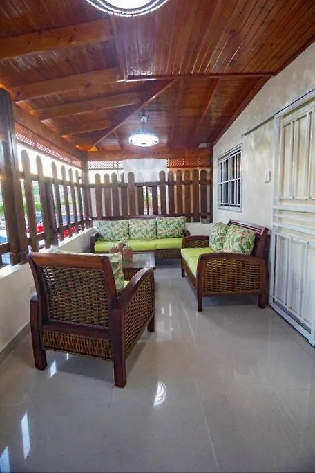 Lujoso Y Confortable Apartamento En 산토도밍고 아파트